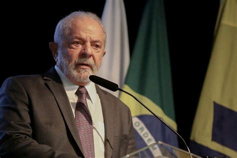 Lula Cesa A Medio Centenar De Militares Que Se Desempeñaban El área De