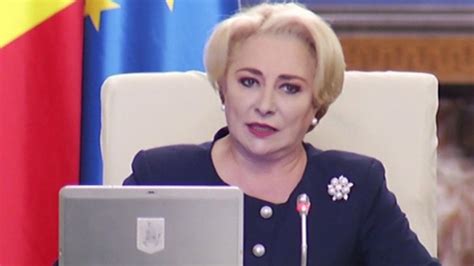 Premierul Dăncilă îi transmite preşedintelui Iohannis că va participa