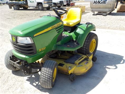 2008 John Deere X700 Lawn And Garden Tractors Machinefinder