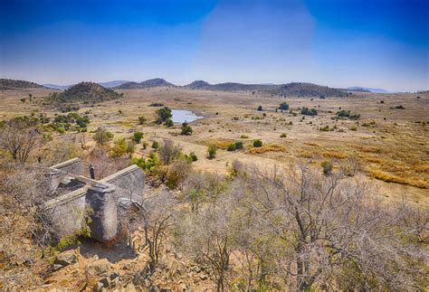 Tshukudu Bush Lodge - Crown Jewel of the Pilanesberg