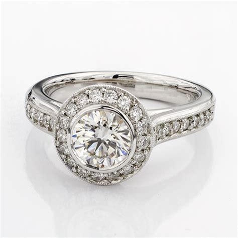 Pavé set Engagement Setting for Round Diamond Adiamor