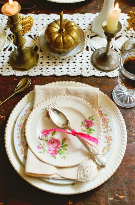 Woman In Real Life A Thanksgiving Table Setting And Vintage Bliss