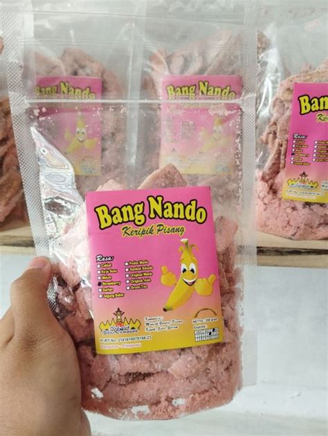 Kripik Pisang Lampung Bang Nando Rasa Strawberry Kemasan 200gram