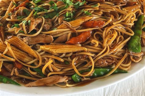 Slow cooker chicken chow mein recipe