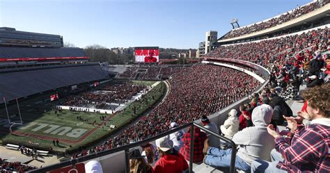 Sanford Stadium Among Secs Best Georgia Tops League In College