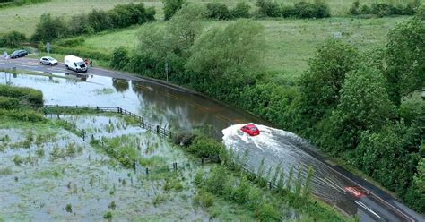 Flooding fears across Nottingham and Nottinghamshire as Met Office issues 24-hour rain warning ...