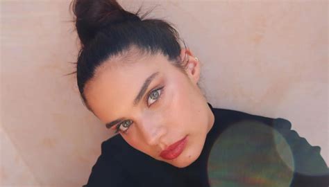 Sara Sampaio Surpreende Com Mudança De Visual Beleza De Cortar A