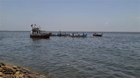 Mangrove Fishing Boat And Karachi How Video Boat Youtube