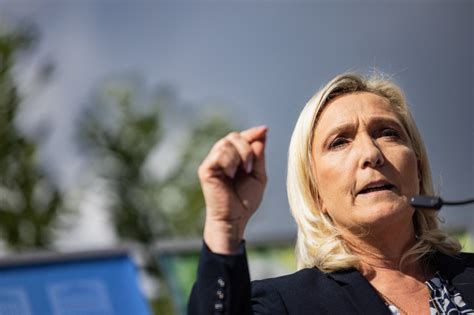 Les Infos De H Er Mai Pourquoi Marine Le Pen A T Elle Choisi