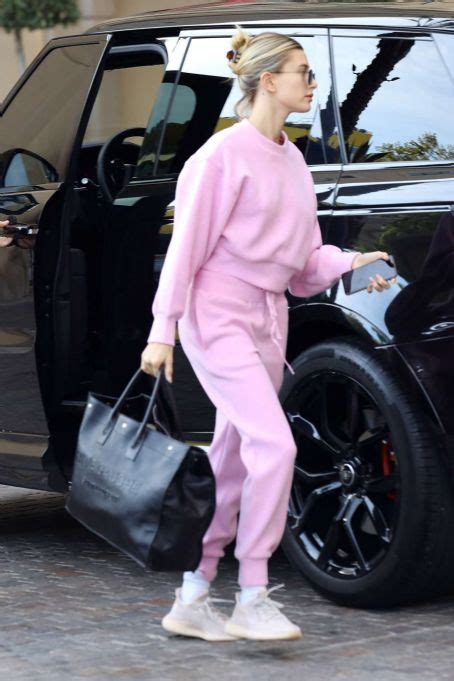 Hailey Bieber In Pink Sweatsuit Steps Out For A Spa Day In Beverly