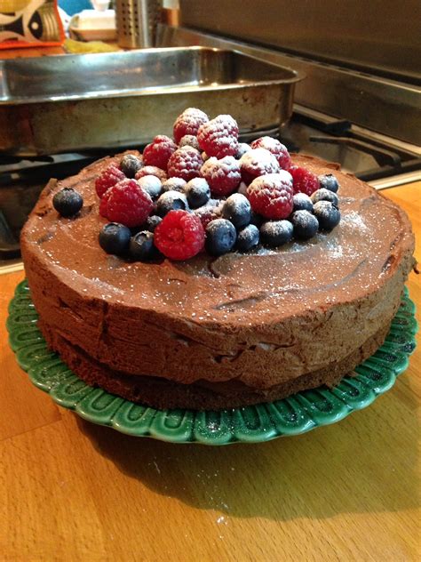 Mary Berry's chocolate mousse cake- a Christmas Day triumph! | Mary berry chocolate mousse ...