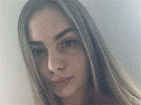 Agnes Brown Cam Model Free Live Sex Show Chat Stripchat