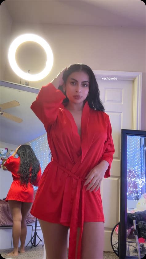 xochavella (@latinabarbiebunny) • Instagram photos and videos