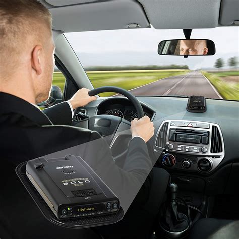 How To Choose The Best Radar Detector 2025 Review Uk