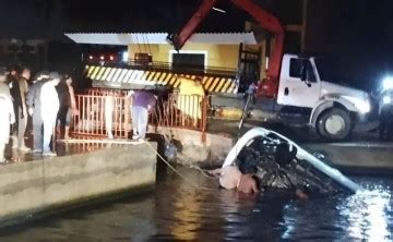 Veracruz Mueren Siete J Venes Camioneta Cae A R O Calzadas