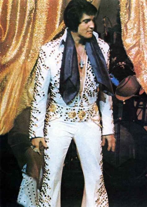 The World Of Elvis Jumpsuits 68 Pictures Of Elvis Presley Performing In His Iconic Jumpsuits