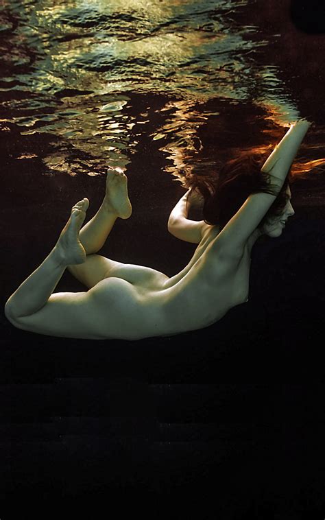 Underwater Hotties Vol H Unwtr Y Porn Pic