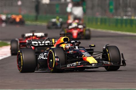 F Verstappen Vence No M Xico Perez Decepciona E Hamilton Encosta Na