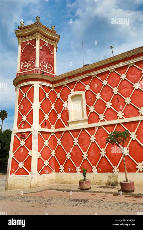 classic colonial Spanish architecture in Bernal, Mexico Stock Photo - Alamy