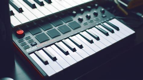 6 Best Midi Keyboards For Beginners 2022 Comparison Producer Sphere