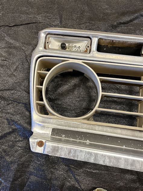 Mavin 1973 1974 1975 1976 1977 Ford F100 F150 F250 Truck Grille