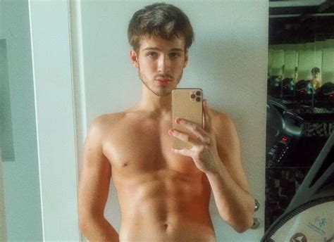 Joao Guilherme Pelado Todo Nu Em Fotos Sensuais Xvideos Gay