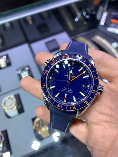 Omega Seamaster Planet Ocean Review | GoodPlanet 600m Blue Watch ...