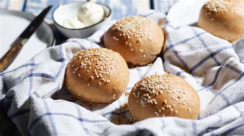 Burger Brötchen aus Vollkorn Dinkel Rezept Burger brötchen Kochen