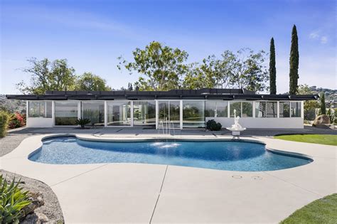 Photos From The Mystery Of L A S Lost Neutra House Dwell