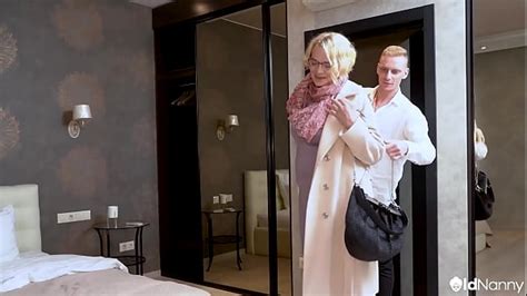 Mature Milf Glasses Search Xnxx