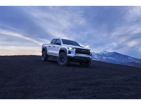 2024 Chevrolet Colorado 74 Exterior Photos Us News