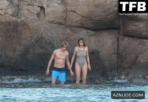 Maya Hawke Sexy Seen Topless Showing Off Her Hot Tits At The Beach In St Barts Aznude