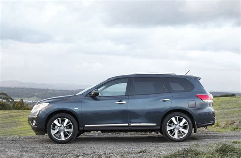 Nissan Pathfinder Range Reviews Overview GoAuto