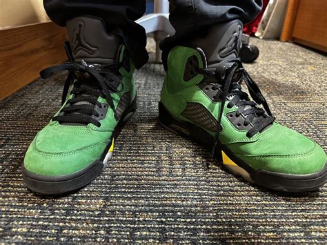Oregon” Jordan 5s Rsneakers