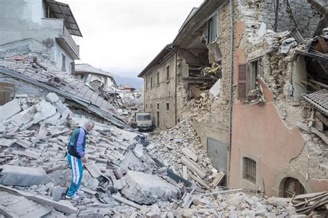 La Terra Torna A Tremare Ad Amatrice Scossa Di 4 2 Gli Italiani