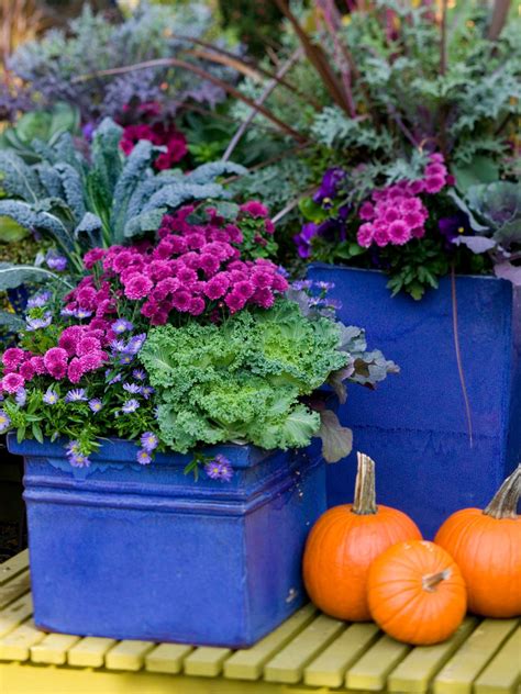 Fall Planters To Bring The Beauty Of The Season To Your Doorstep