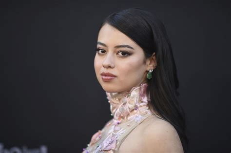 Amber Midthunder Ambermidthunder Nude Fapullo