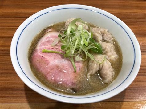 『ワンタン中華そば』中華そば 西川のレビュー ラーメンデータベース