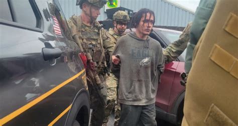 See Escaped Prisoner Caught In Pennsylvania. - Daily Candid News