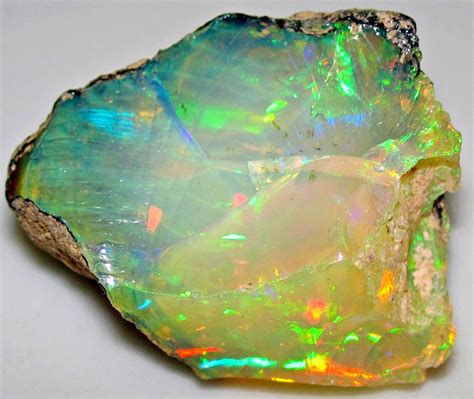 The most beautiful and the most expensive rocks: Opal – paintdigi