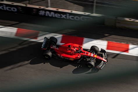 Pierwszy rząd Ferrari do Grand Prix Meksyku