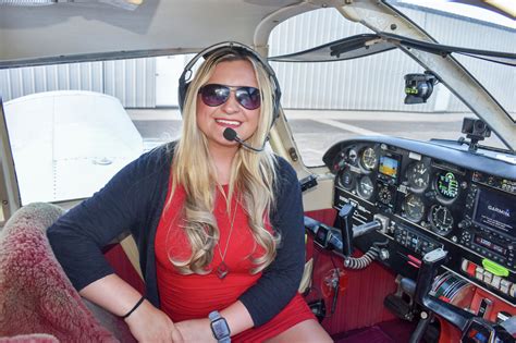 Young Female Pilot From Texas Inspires Millions On Tiktok