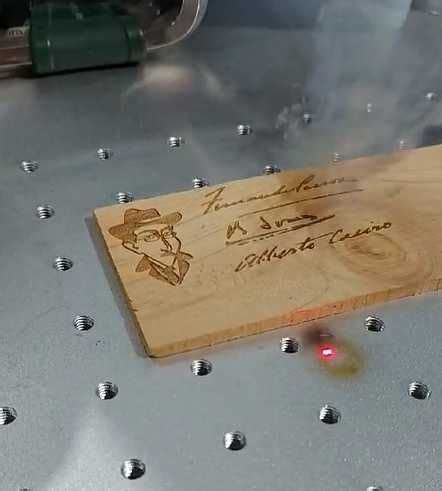 Servi O De Corte E Grava O Laser Materiais Met Licos E N O Met Licos