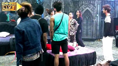 Bigg Boss 17 Live Khane Ki Chori Par Phuta Munawar Ka Gussa Bhuk Se