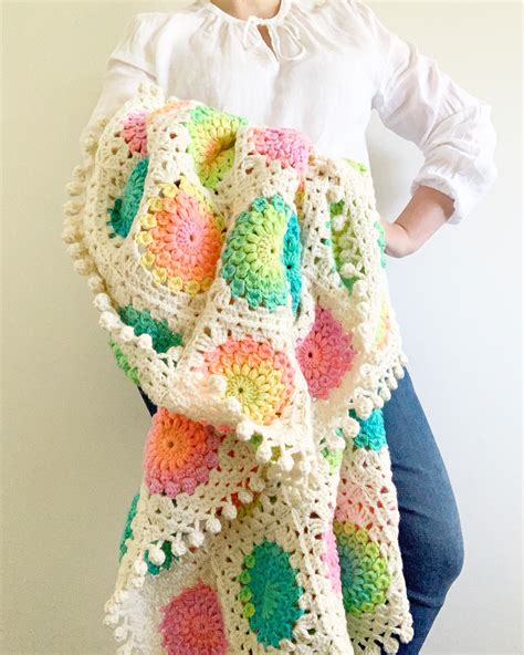 How To Crochet Retro Stripe Sunburst Granny Square Throw Nautikrall