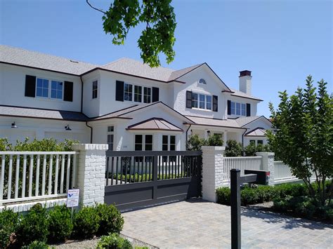 Ben Affleck Puts Palisades House On The Market Circling The News