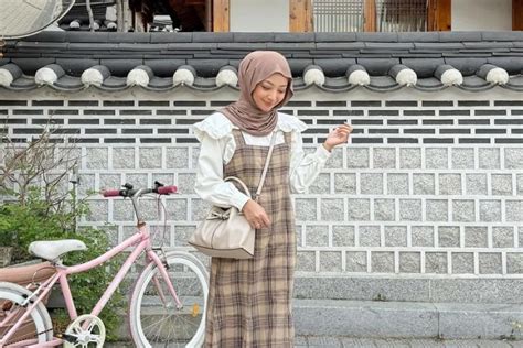 Outfit Hijab Ke Kampus A La Korea