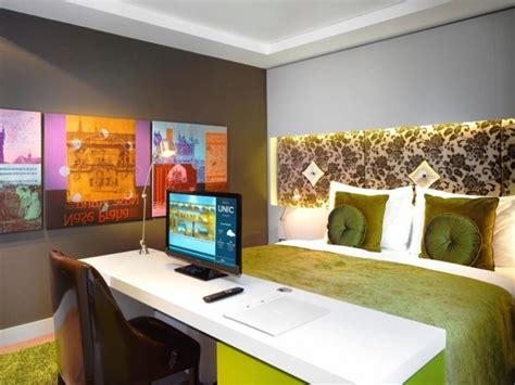 8 Colorful Hotel Design Examples that make a difference + clever design tips! - Hotelier Academy