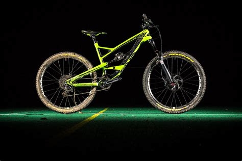 YT Capra Comp Im Test Enduro Bike Oder Schon Freerider