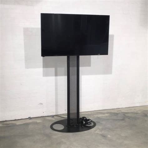 Monitors Lcd Screen And Tv Hire Tv Screen Hire